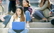 How to Drop a College Class and Not Affect Your Financial Aid
