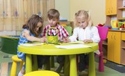 Preschool Word Games That Promote Phonological Awareness