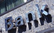 What Kinds of College Classes Can I Take to Work in Investment Banking?