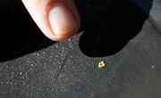 How to Identify Gold Flakes & Nuggets