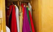 What Clothing Does the Pope Wear?