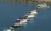 Is It Legal to Live in a Houseboat on a River?