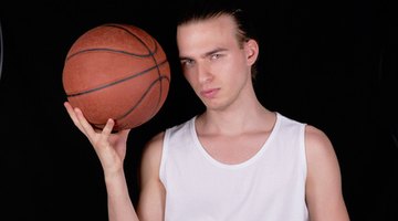 AAU basketball can give players scholarship opportunities.