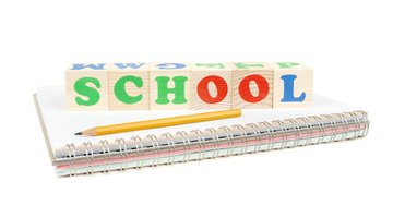 The differences between school social workers and school counselors