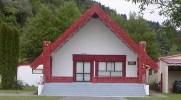 Call the classroom a "marae" (Maori meeting house) while making these crafts.