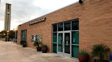 The Coffee Bean & Tea Leaf