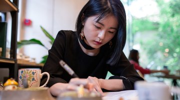 How to Write a College Character Analysis Essay
