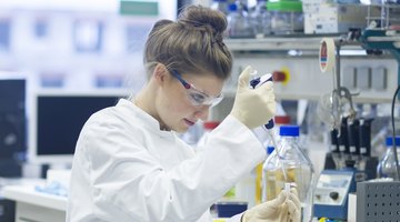 Math Classes Required for a Laboratory Technician