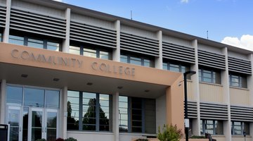 The Advantages of Free Tuition at Community College