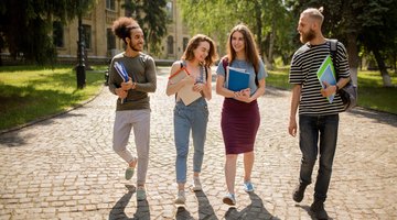 What Happens to Your Pell Grant When You Change Schools?