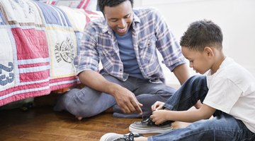 How to Teach a Child to Tie Shoes With This Nifty Rhyme