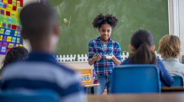 Advantages & Disadvantages of an Activity Curriculum