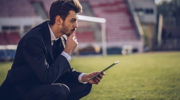 The Average Salary of a Football Recruiter