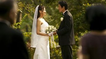 Wedding planner/decorators can make from $17,000 to $76,000 annually.