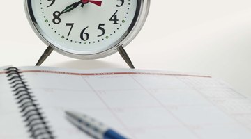 Manage your time efficiently as you plan your college semester.