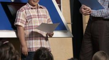 You need more than notes and your voice to attract your classmates' interest.