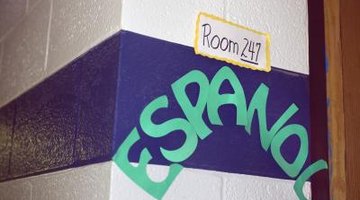 Spanish class doesn't have to be a daunting place with Smart Board technology at the ready.