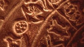 Ancient Egyptian writing used hieroglyphic characters until the Demotic period, when they began to use characters similar to Arabic.