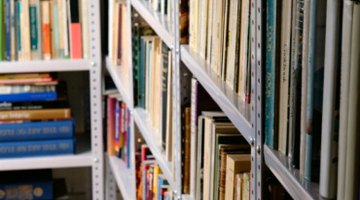 Books used in the Accelerated Reader program are given scores partly by their length.