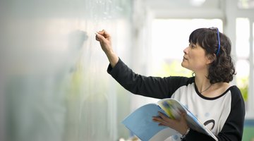 The Advantages of Using Chalkboards in Teaching