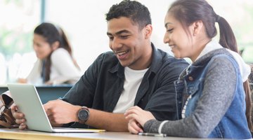 What are the Benefits of Going to a Four-Year College?