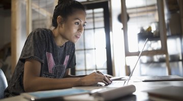 Qualities That Make You a Worthy Candidate for Scholarship Awards