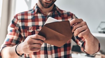How to Send an Airmail Letter