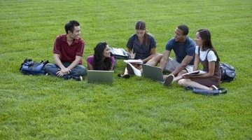 Affluent students tend to have higher GPAs.
